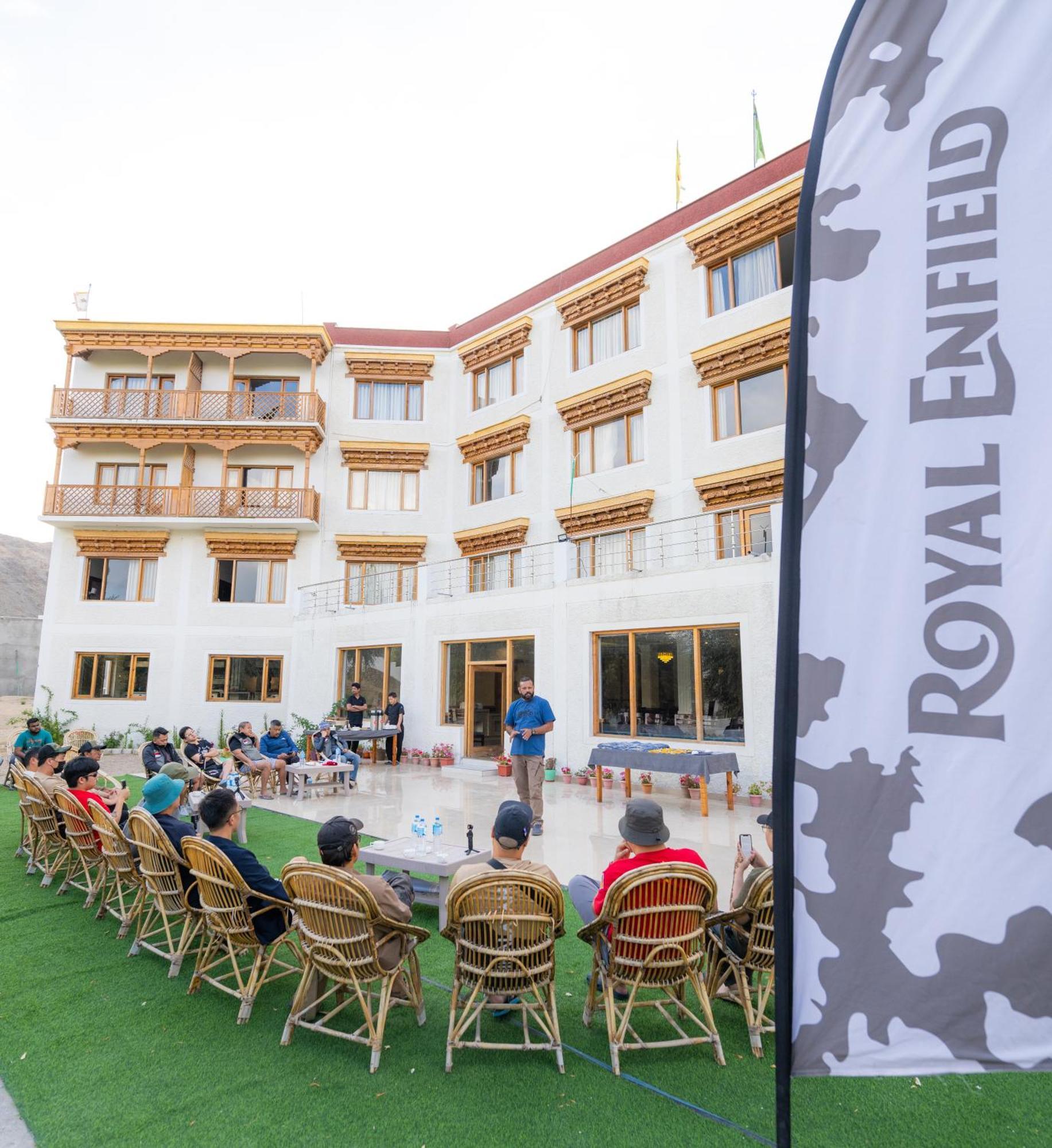 Hotel Deskitsal Λεχ Εξωτερικό φωτογραφία